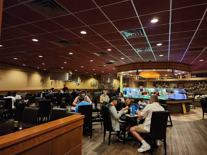 Koizi Endless Hibachi & Sushi Eatery Picture 4