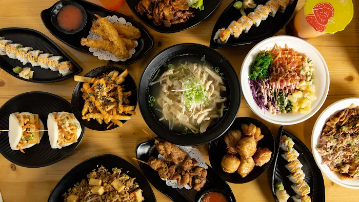 Poke Island Plus Vietnamese Cuisine, Sushi & Boba Picture 7