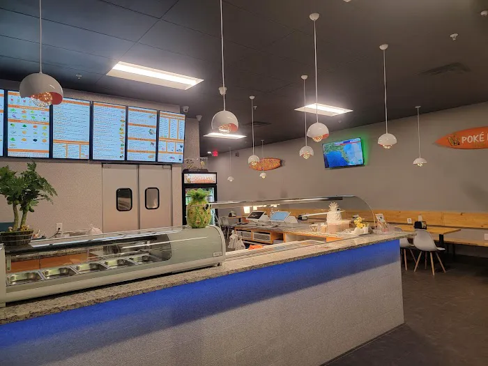 Poke Island Plus Vietnamese Cuisine, Sushi & Boba Picture 8