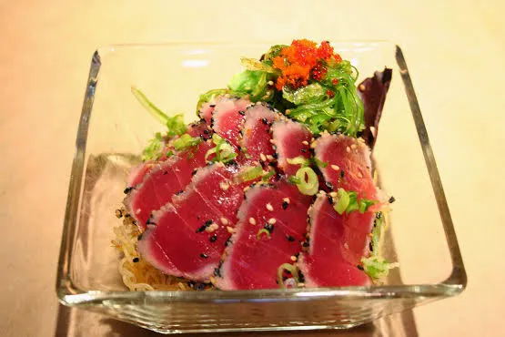 Hot Tuna Sushi Bar and Grille Picture 9