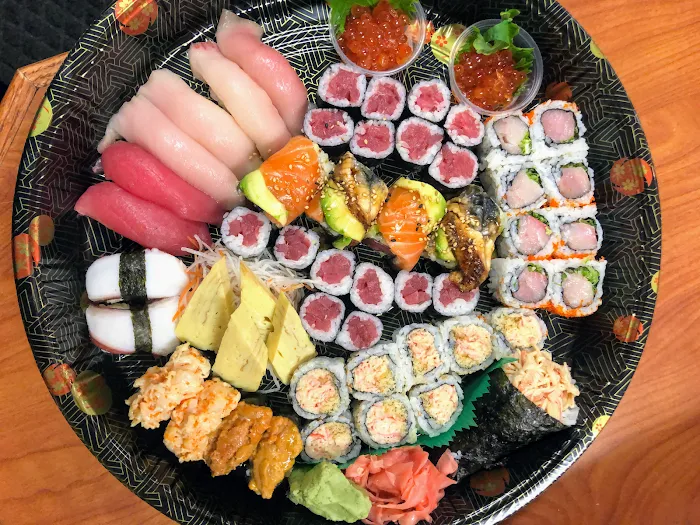 Mike's Sushi & Sake Bar Picture 10