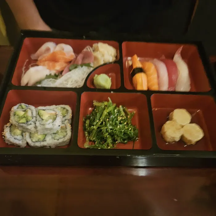 Mike's Sushi & Sake Bar Picture 6