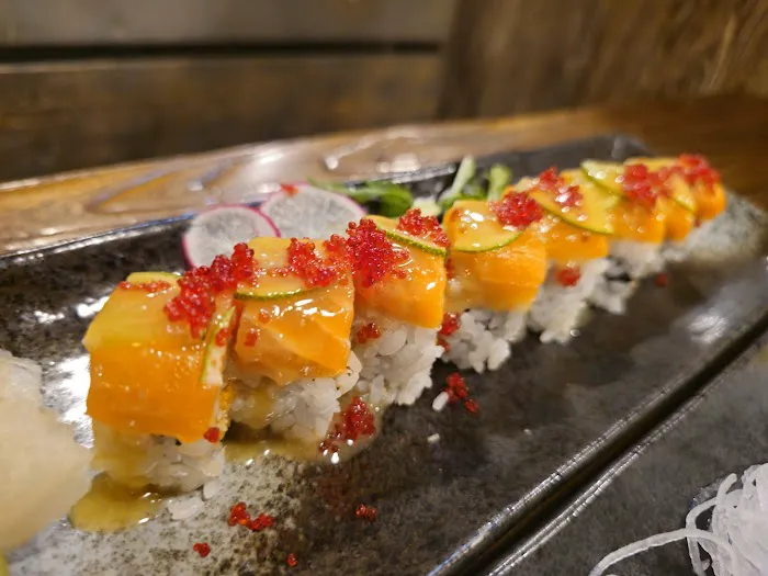 Kiwami Ramen Sushi Picture 7