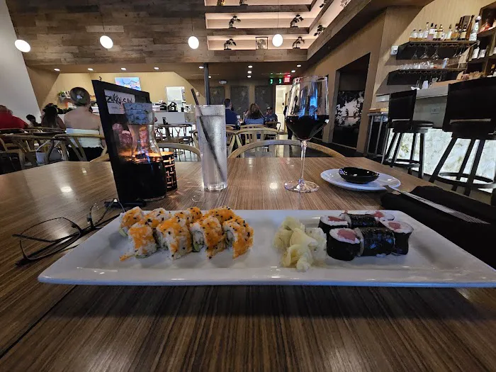 ZukkuSan Sushi Bar and Grill Picture 3