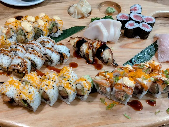 ZukkuSan Sushi Bar and Grill Picture 6