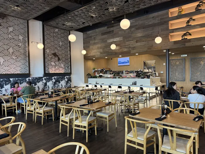 ZukkuSan Sushi Bar and Grill Picture 9