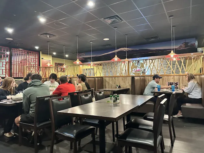 Saki Endless Sushi & Hibachi Picture 2