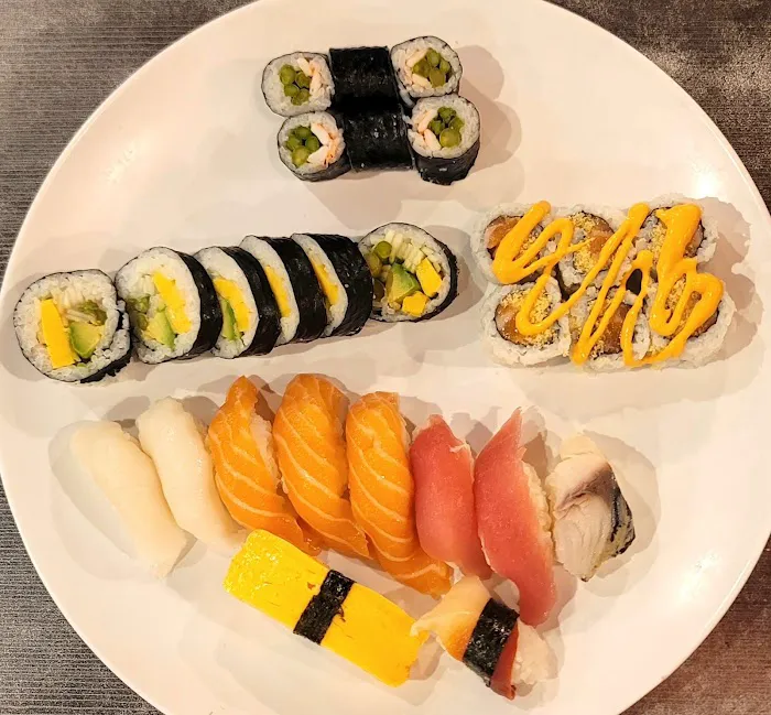 Saki Endless Sushi & Hibachi Picture 5