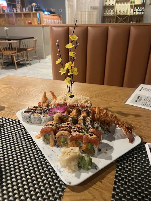 Mr LC Sushi Hibachi Asian Bistro Picture 3