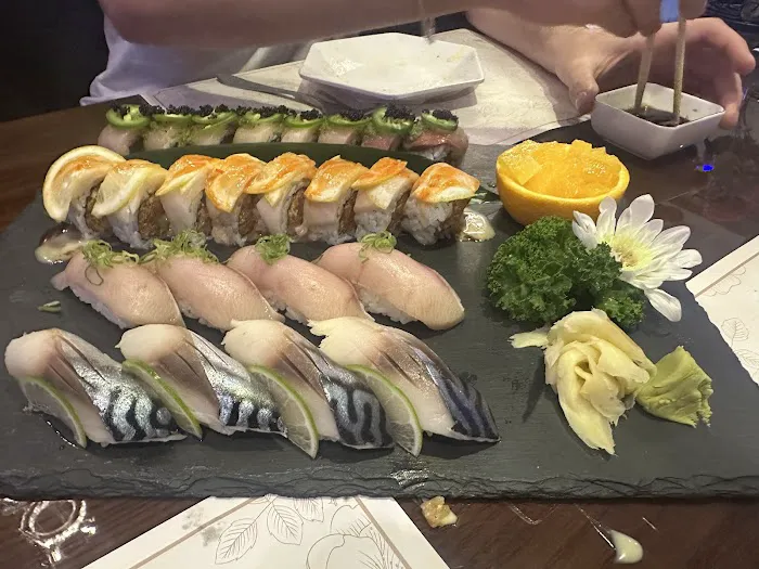 Kitsune Sushi Picture 1