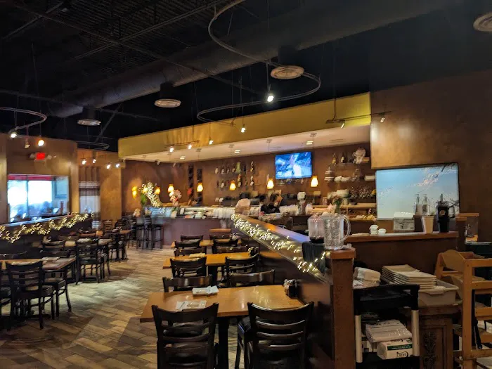 Tsunami Sushi & Hibachi Grill Picture 4