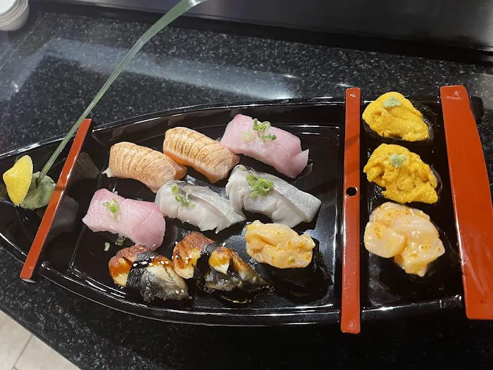 Sushi Ushi Japanese Restaurant Picture 8