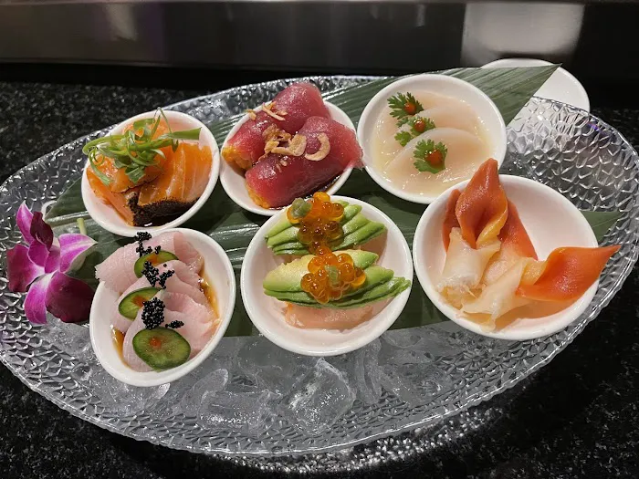 Sushi Ushi Japanese Restaurant Picture 10