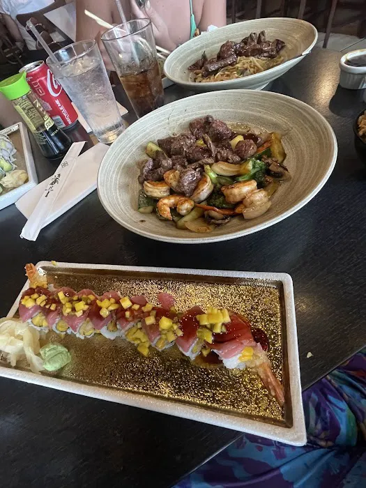 Hot Sake Sushi & Asian Picture 2