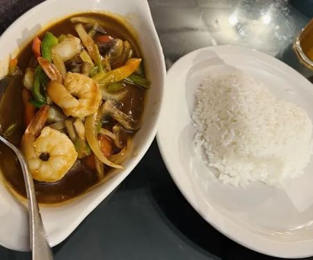 Rain Japanese Sushi Bar & Thai