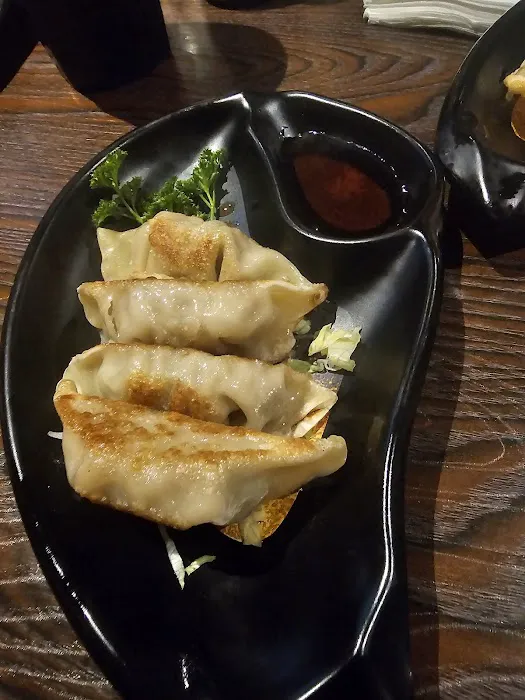 Umami Sushi Hibachi Restaurant and Bar Picture 3