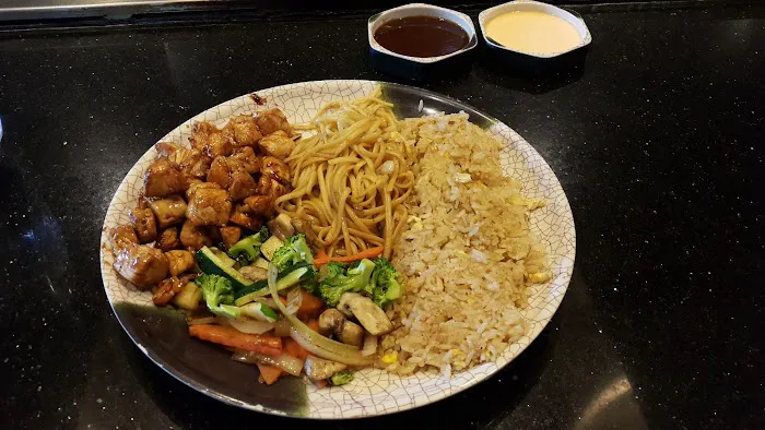 Hinata Japanese Steakhouse & Seafood Picture 1