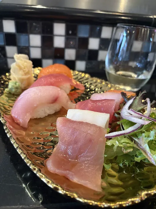 Sticky Rice Sushi Picture 2