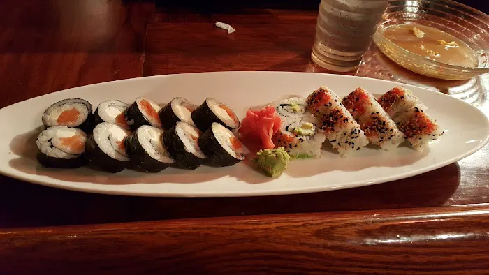 Basil Leaf Thai & Sushi Bar Picture 6