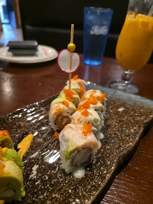 Momiji Sushi House Picture 2