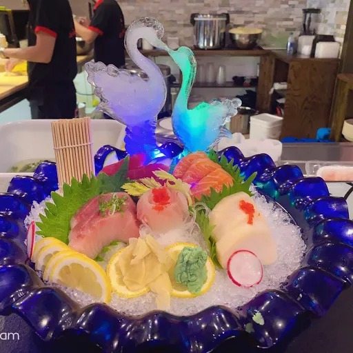 E Sushi & Grill Picture 7