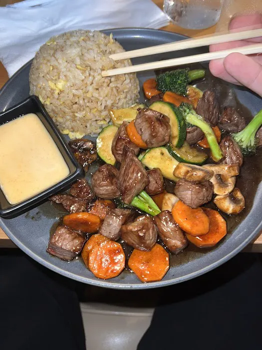 Sage Sushi Lounge Picture 1