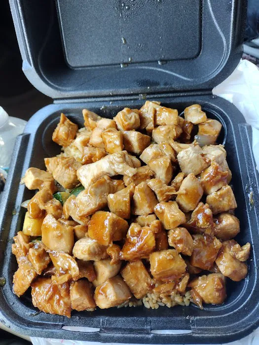T&T Hibachi and Sushi Food Truck Picture 1