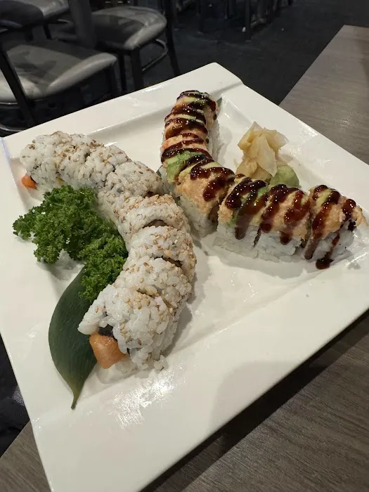Tsukino Sushi Bar & Japanese Cuisine Picture 7