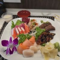 Tsukino Sushi Bar & Japanese Cuisine ico