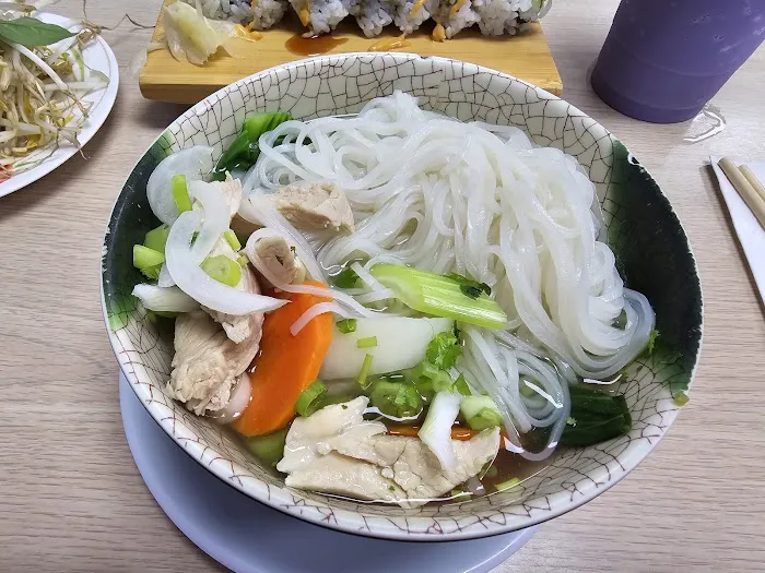 Fusión Sushi & Pho Picture 1