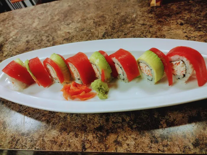 Fusión Sushi & Pho Picture 5