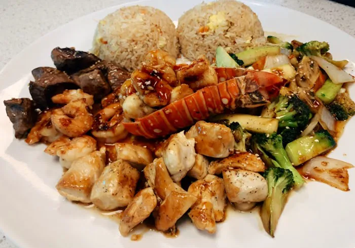 Sapporo Sushi Hibachi Picture 4