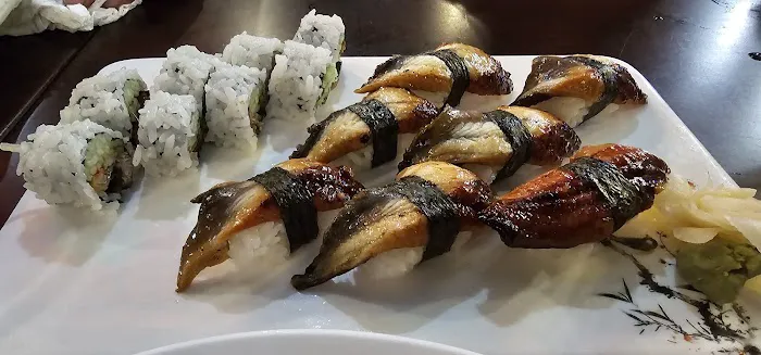 Kiku Sushi & Grill Picture 4