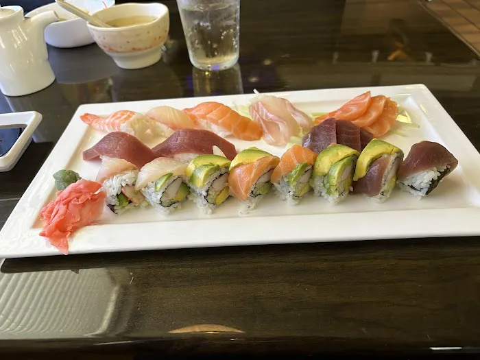 Kasa Sushi Japanese Restaurant Picture 1
