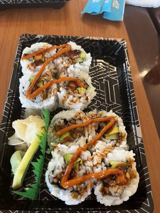Kam's Bubble Tea & Sushi Picture 3