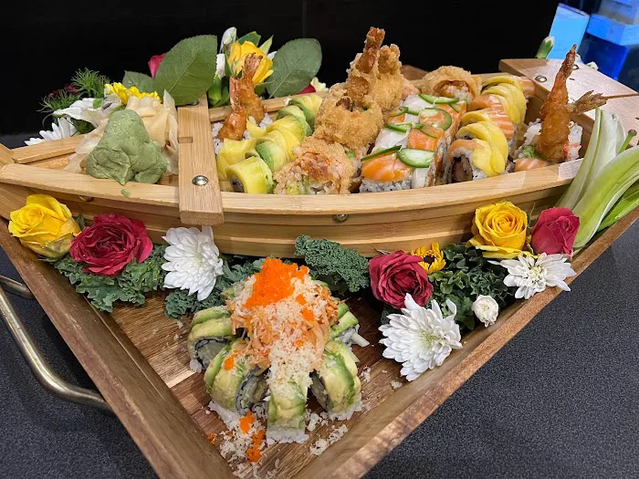 Tsunami Sushi & Hibachi Picture 8