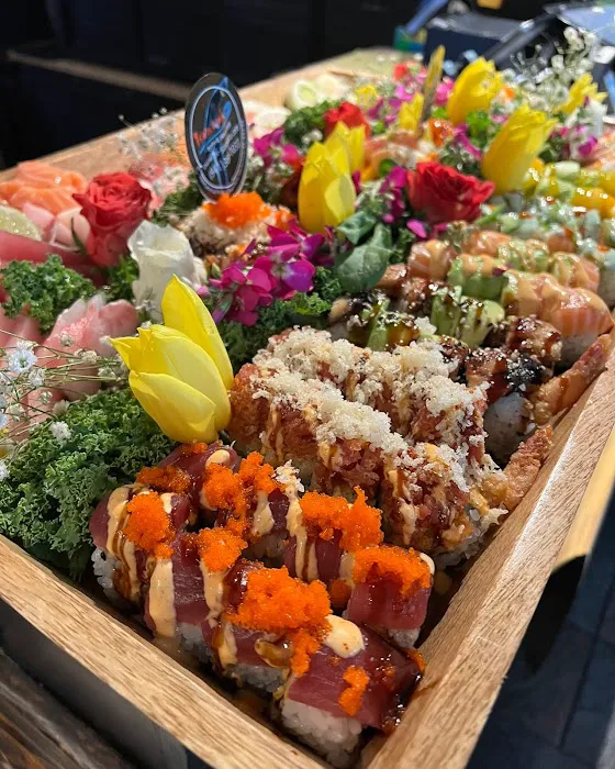 Tsunami Sushi & Hibachi Picture 6