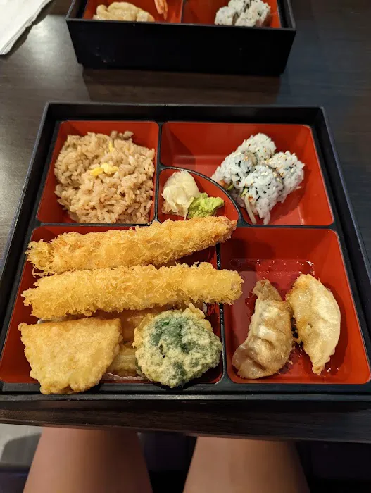 Midori sushi&hibachi Picture 1