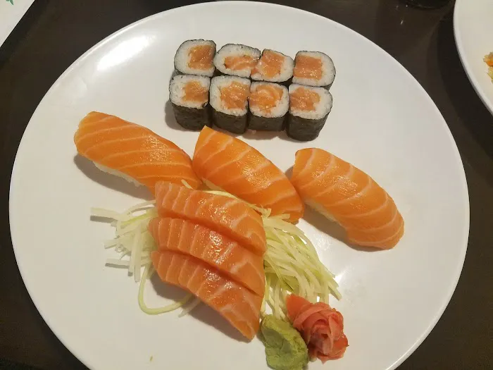 FUGU HIBACHI & SUSHI Picture 7