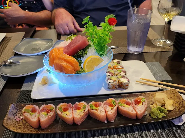 Misaki Sushi Picture 5