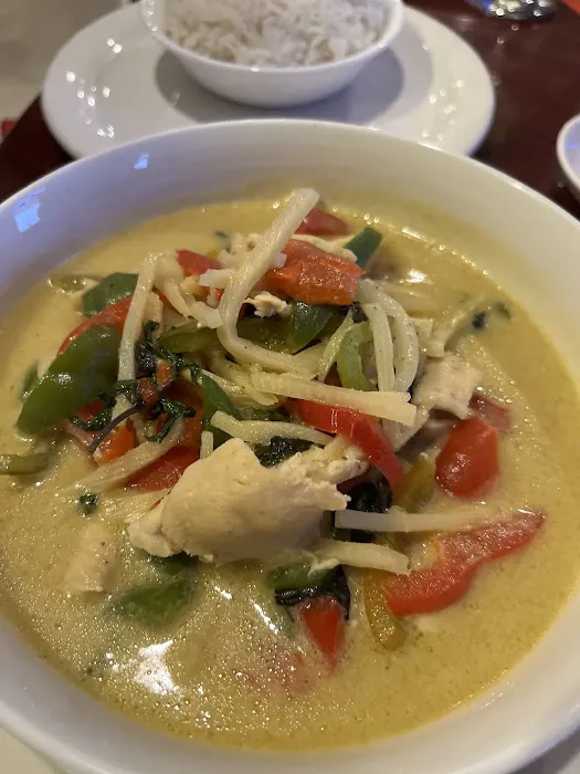 Siam Thai & Sushi Restaurant Picture 2