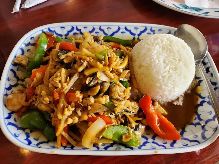 Siam Thai & Sushi Restaurant Picture 10