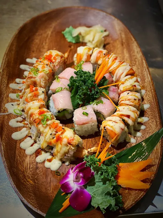 Nguyen’s Kitchen & Sushi Bar Picture 10