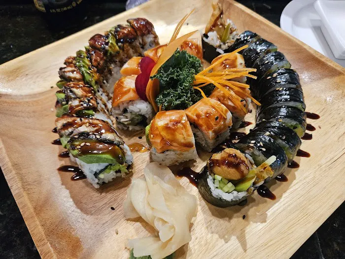 Nguyen’s Kitchen & Sushi Bar Picture 2
