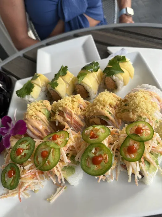 Blu Sushi Picture 10