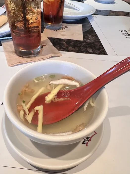 DaRuMa Japanese Steakhouse and Sushi Lounge Picture 7