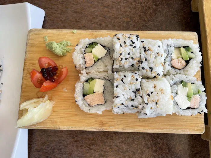 Shima Grab N Go Sushi Picture 2