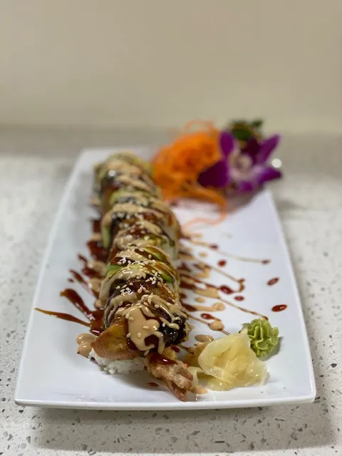 Marikami Thai & Sushi Picture 10