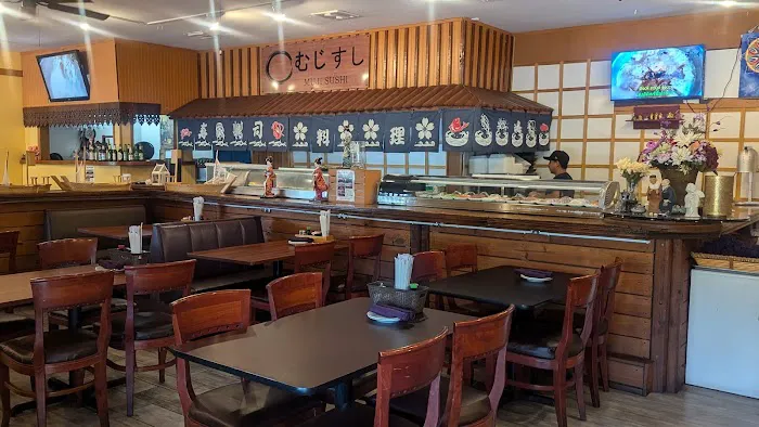 Muji Thai Country & Sushi (Bonita Beach rd) Picture 7
