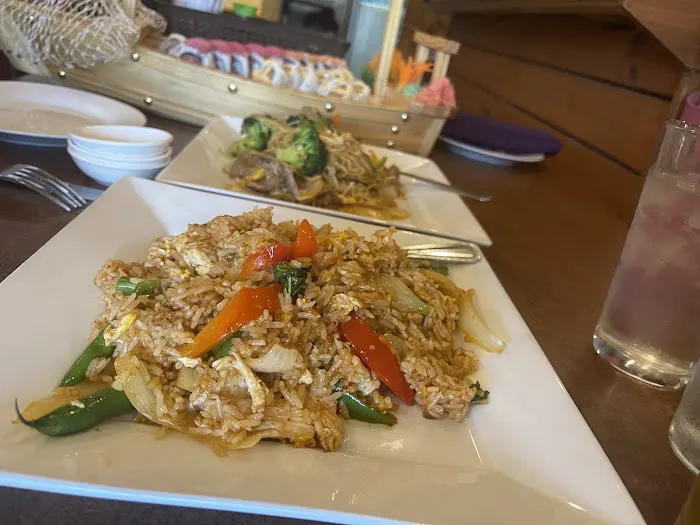Muji Thai Country & Sushi (Bonita Beach rd) Picture 2